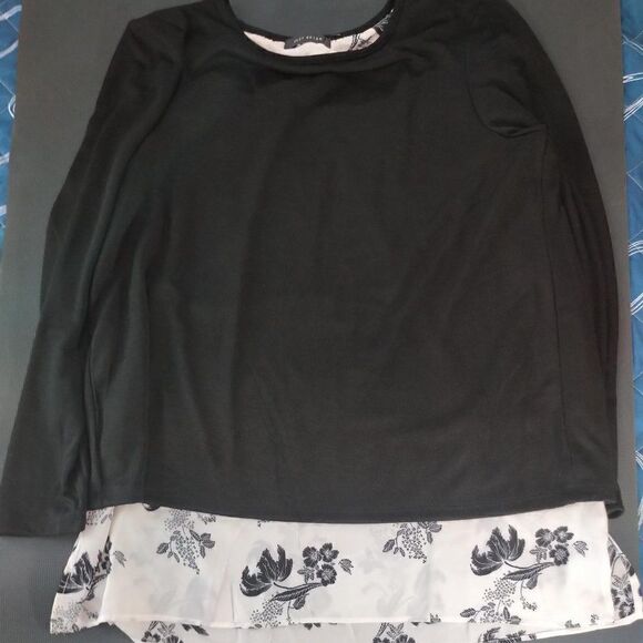 Sweater two shirt style with open back - Picture 2 of 5